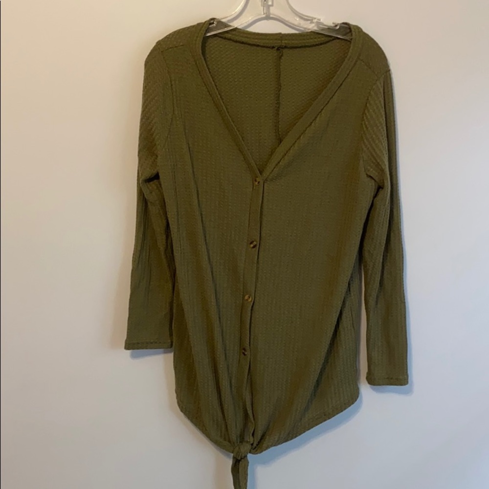 BNWOT Army Green Thermal With Tie